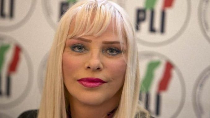 cicciolina-e-vitalizi-950x450_e