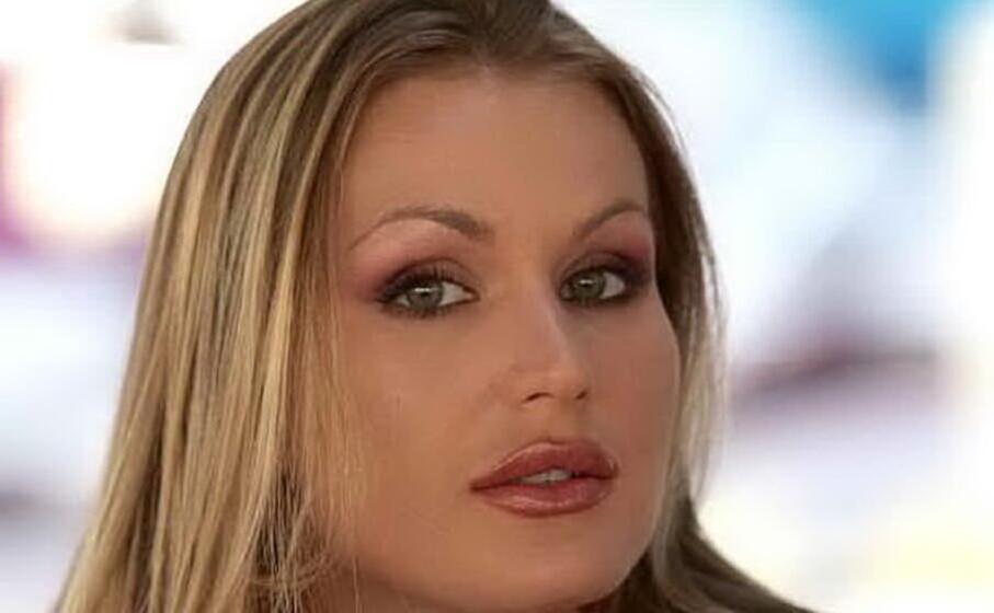 foto_852075_908x560