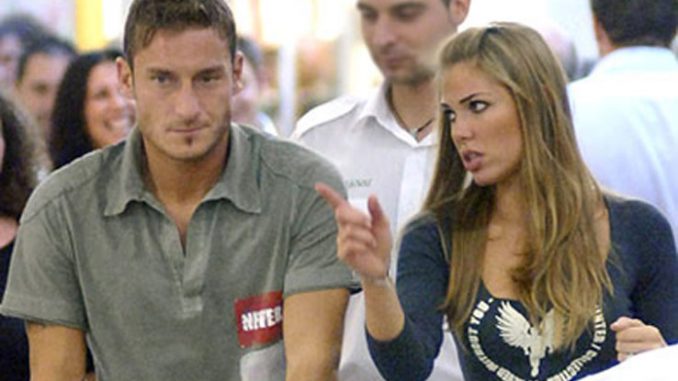 Tra-Ilary-Blasi-e-Francesco-Totti-dopo-giorni-di-litigi-è-scoppiata-nuovamente-la-passione