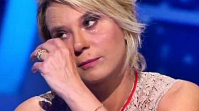 duro-colpo-per-maria-de-filippi
