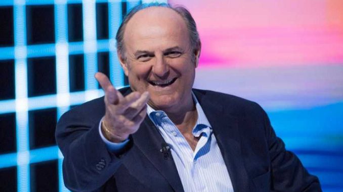 gerry-scotti-figli-moglie-compagna-eta-altezza-peso-biografia-conto-alla-rovescia-tu-si-que-vales