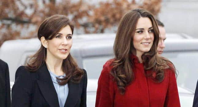 Buon Natale In Danese.Kate Middleton Fregata Sul Tempo Mary Di Danimarca E Gli Auguri Di Buon Natale Prima Di Lei Controcopertina Com