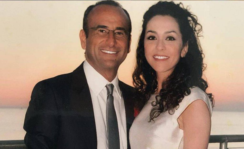 Carlo Conti, la dedica d'amore per Francesca: il messaggio che incanta il web | Controcopertina.com