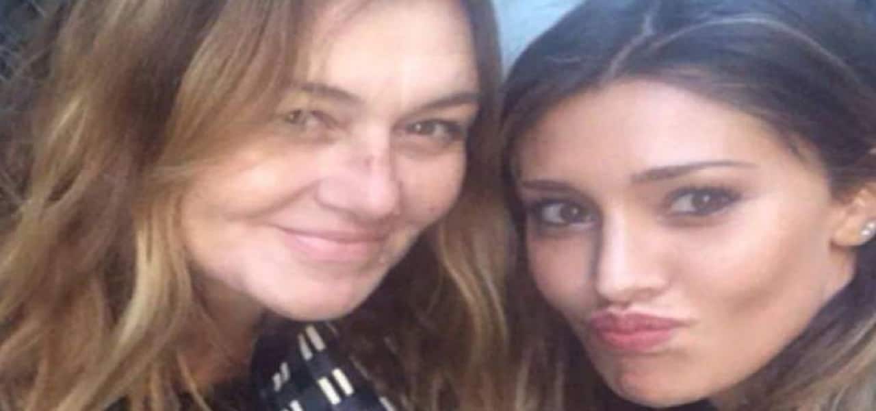 Veronica Cozzani Chi E La Madre Di Belen Rodriguez Eta Carriera Marito Vita Privata Controcopertina Com