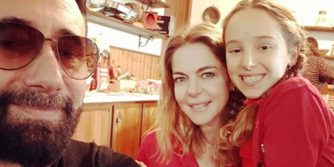 Linda Zampaglione Chi E La Figlia Di Claudia Gerini E Federico Eta Vita Privata Controcopertina Com