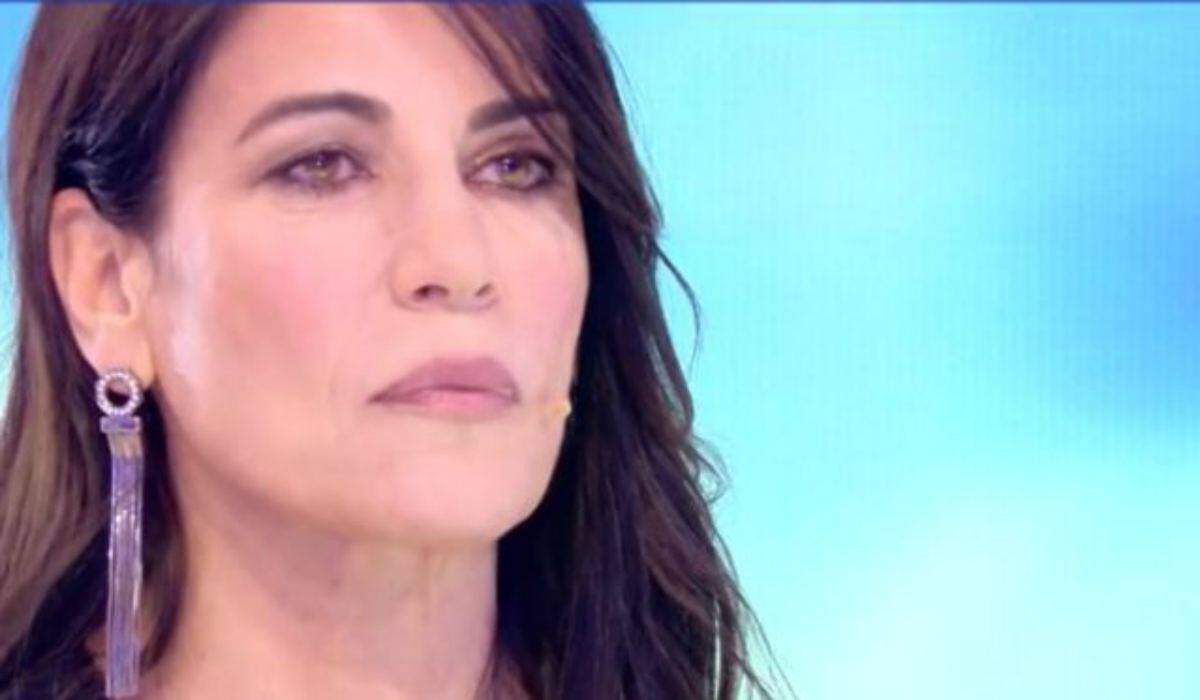 Paola Turci: la cantante ha dei Ecco la verità - Controcopertina