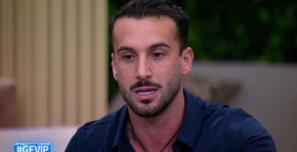 "Sai, io e Veronica...". Grande Fratello Vip, Andreas Muller se lo lascia sfuggire con la coinquilina: nessuno lo aveva capito